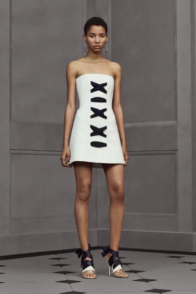 Look 13