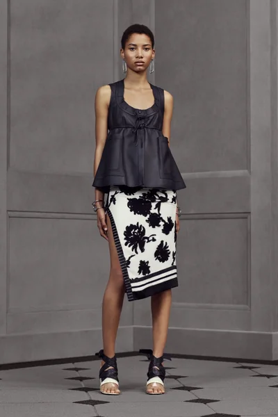 Look 15