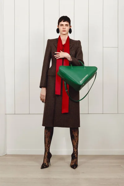 Look 8