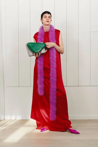 Look 10