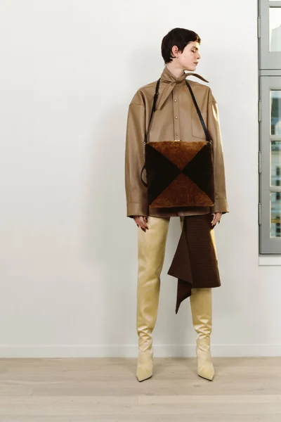 Look 26