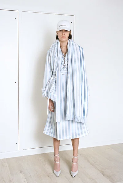 Look 8