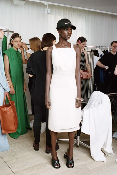 Look 14