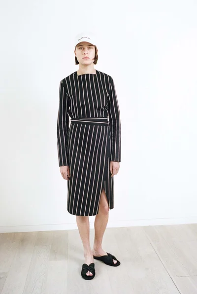 Look 16