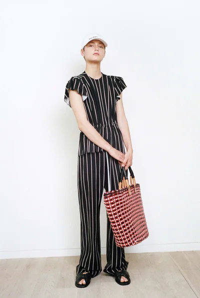 Look 19