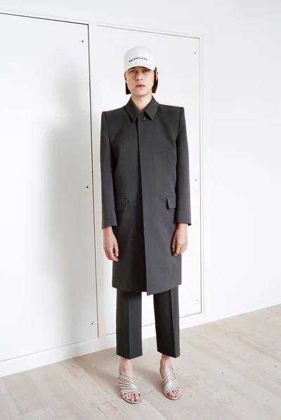 Look 28