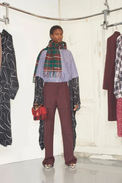 Look 9