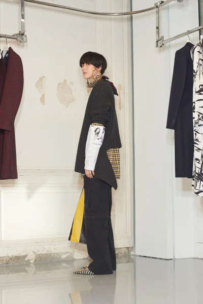 Look 22