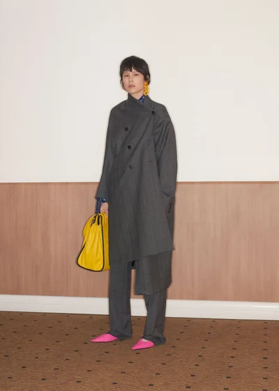 Look 3