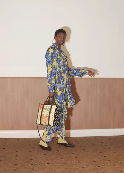 Look 25