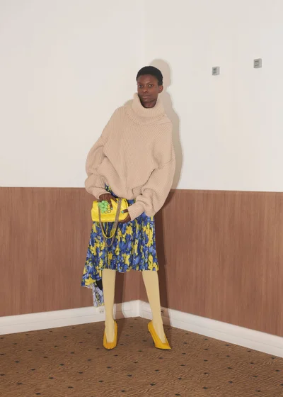 Look 27