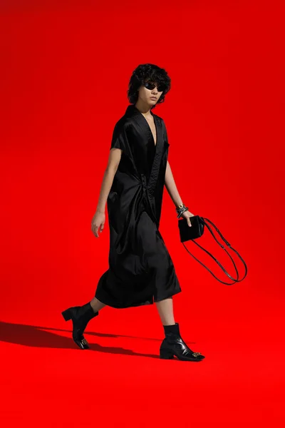 Look 3