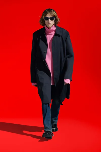 Look 16
