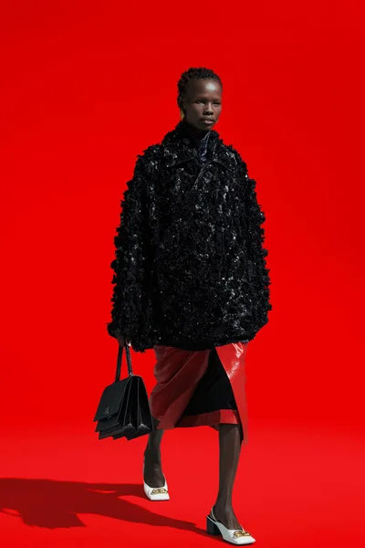 Look 29