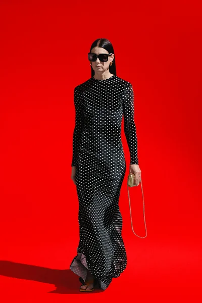 Look 50