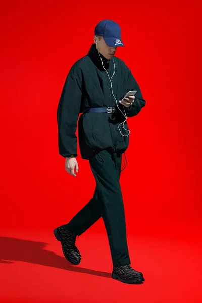 Look 64
