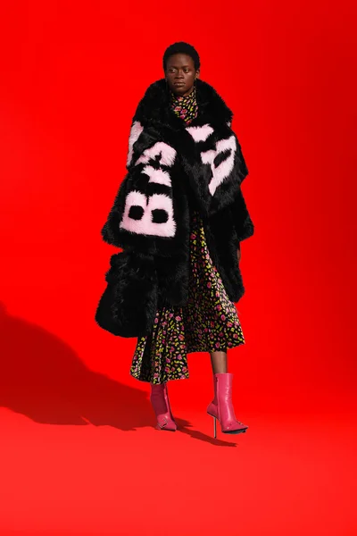 Look 80