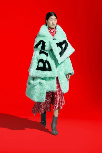 Look 83