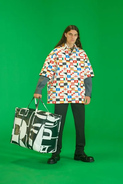 Look 28