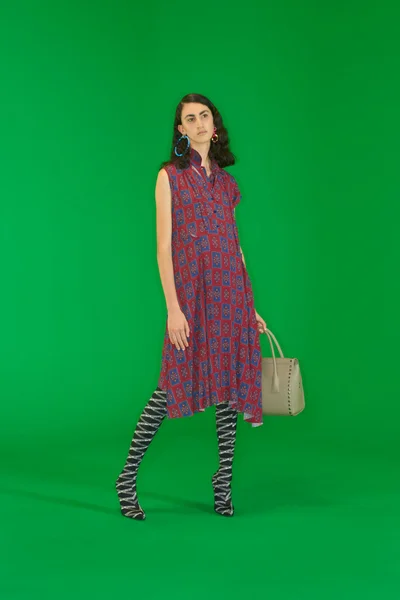 Look 60