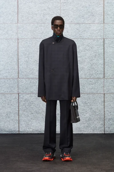 Look 4