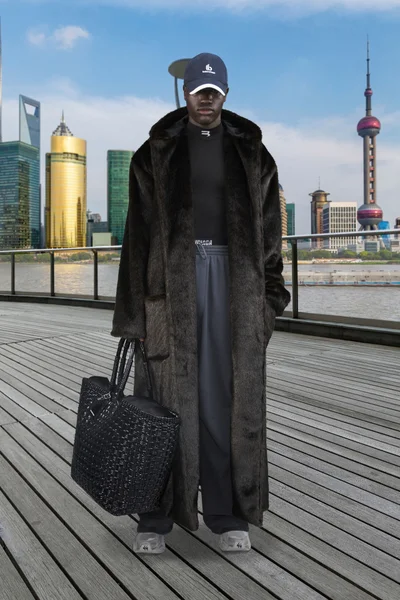 Look 29
