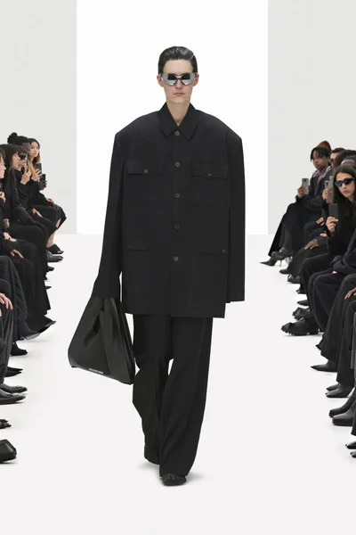 Look 4