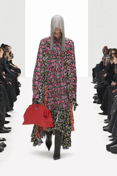 Look 7