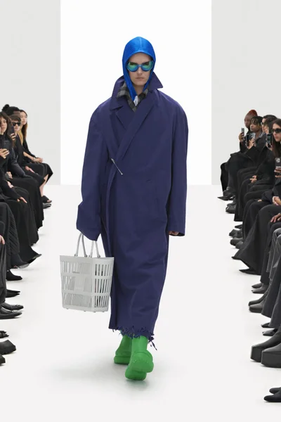Look 14