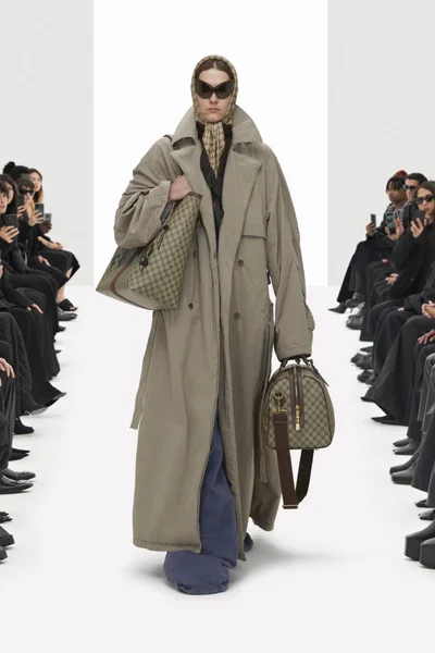Look 21