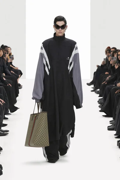 Look 22