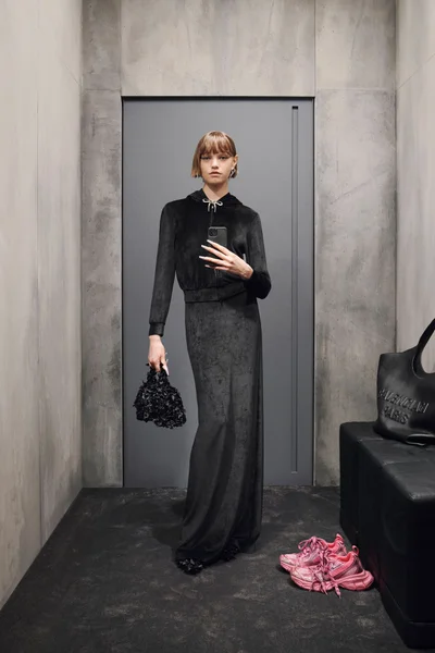 Look 10