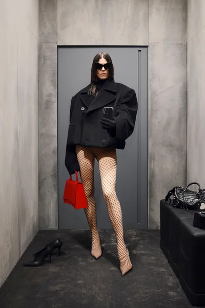Look 12