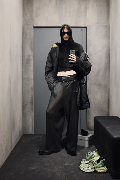Look 13