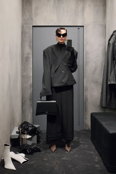Look 15