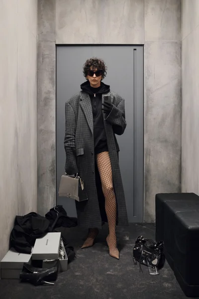 Look 19