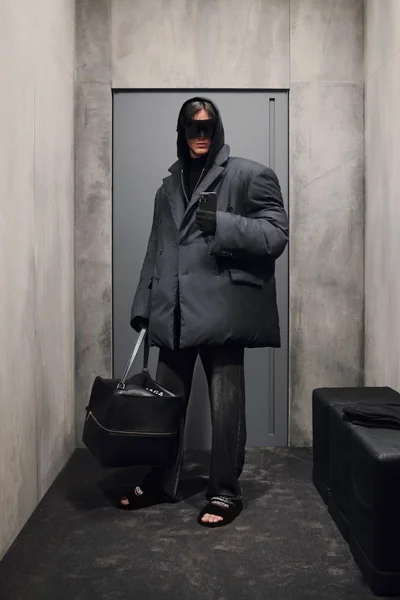 Look 25