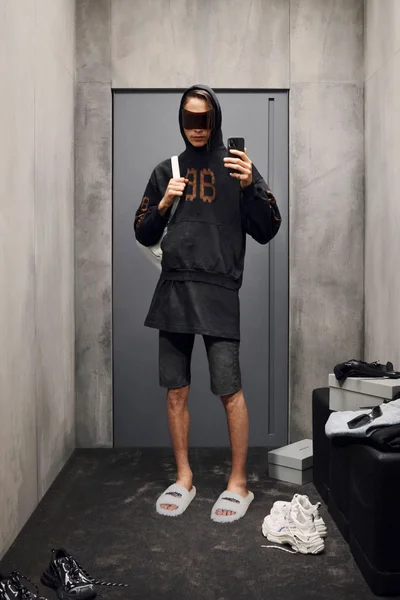Look 27
