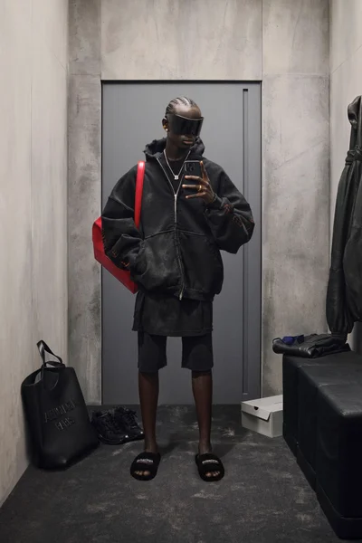 Look 29