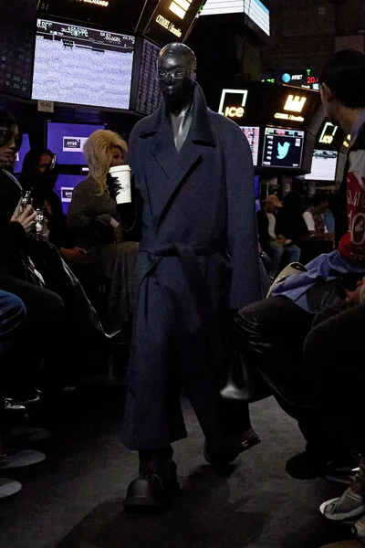 Look 20