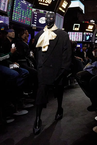 Look 31