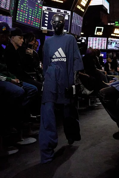 Look 41