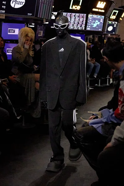 Look 42