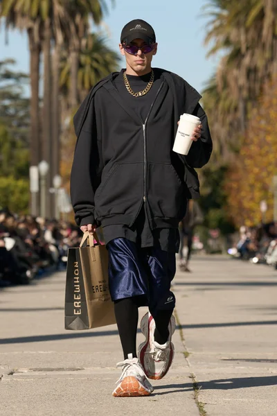 Look 7