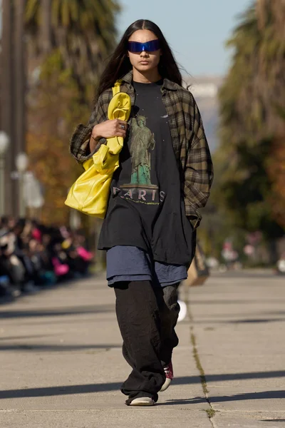 Look 33
