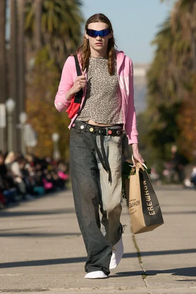 Look 34