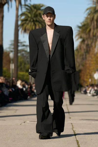 Look 46