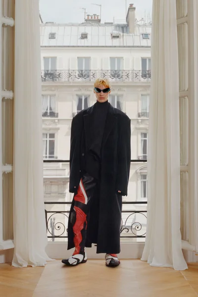 Look 4
