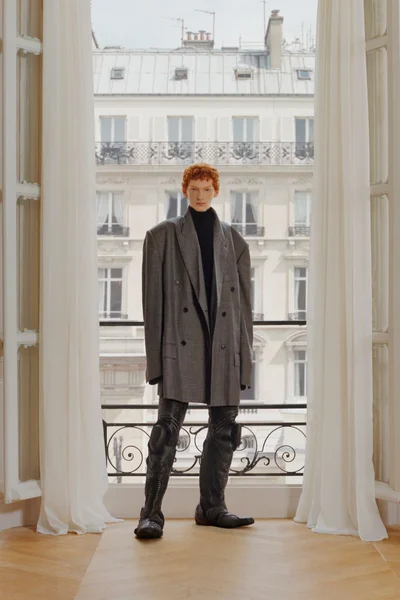 Look 8