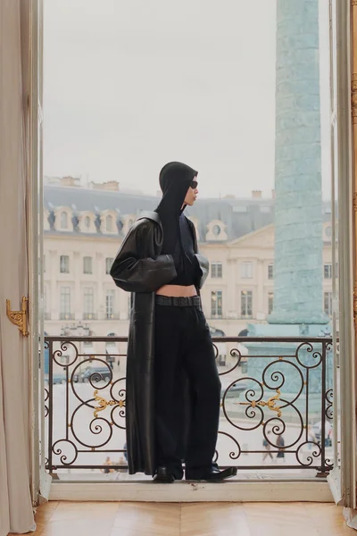 Look 24